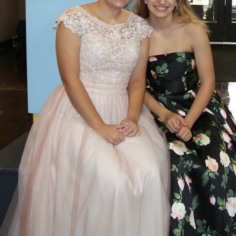 Prom/homecoming dress